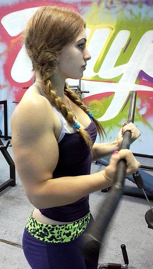 russian bodybuilder 17 year aged woman