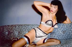 bettie page discloses all