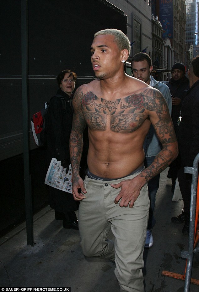 Chris Brown Without Shirt