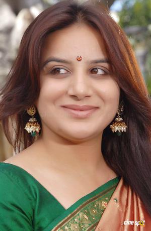 actress pooja gandhi
