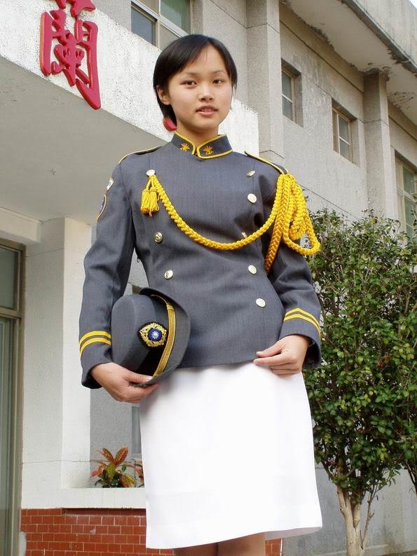 Taiwan Female Soldier