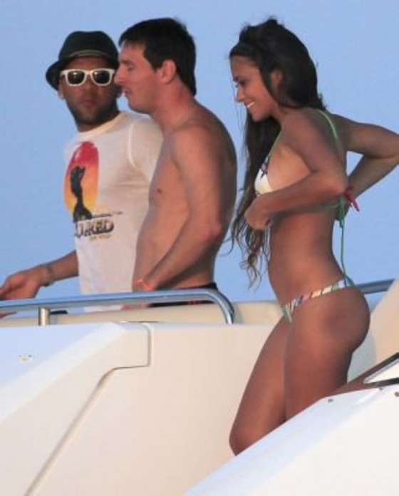 Lionel Messi Girlfriend Antonella
