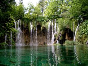 croatia waterfalls plitvice lakes national park