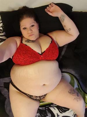 fat plus-size selfie